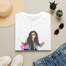 Cargar imagen en el visor de la galería, T-Shirt — 'De Todo con Helen