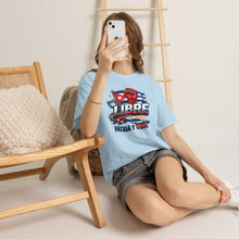 Cargar imagen en el visor de la galería, Libre Patria y Vida T-Shirt — Cuban Freedom Flag Tee