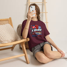 Cargar imagen en el visor de la galería, Libre Patria y Vida T-Shirt — Cuban Freedom Flag Tee
