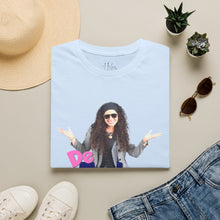 Cargar imagen en el visor de la galería, T-Shirt — 'De Todo con Helen
